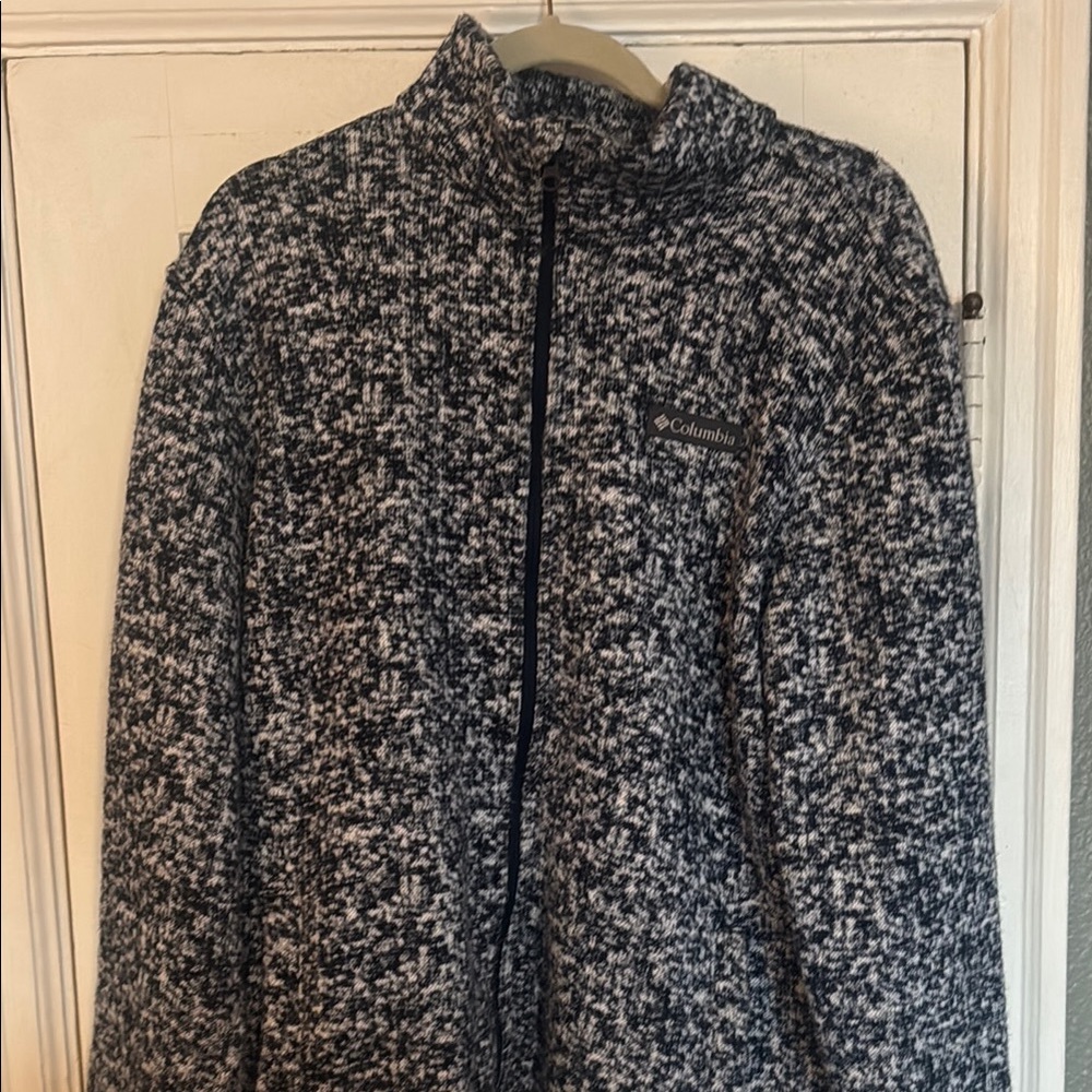 Columbia Mens Blue and White Jacket